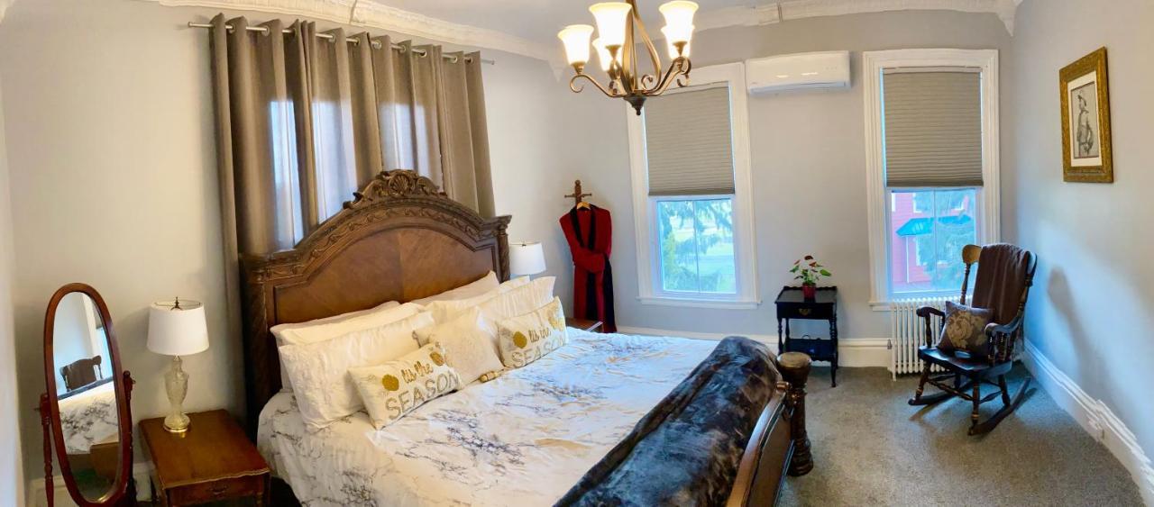 Tillinghast Manor Bed & Brunch Ovid Exterior foto